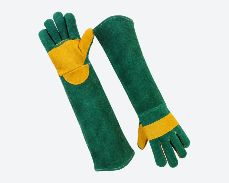 Green Extended-Sleeve Leather Gloves